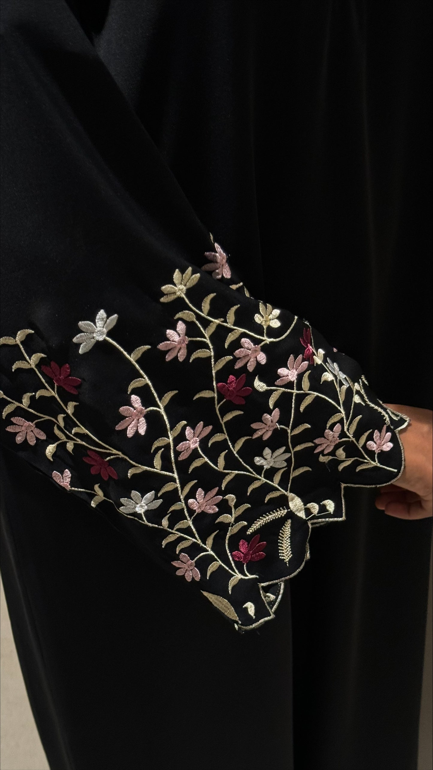 Warda (Closed) abaya